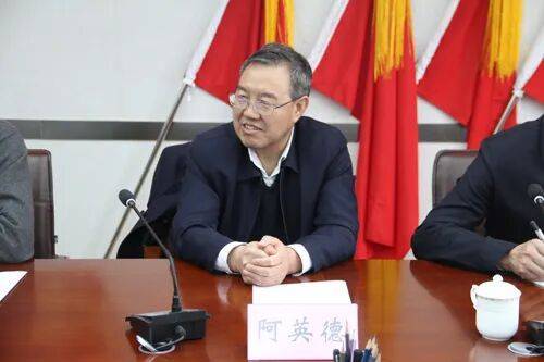 皇冠信用网登2代理_阿英德皇冠信用网登2代理，主动投案