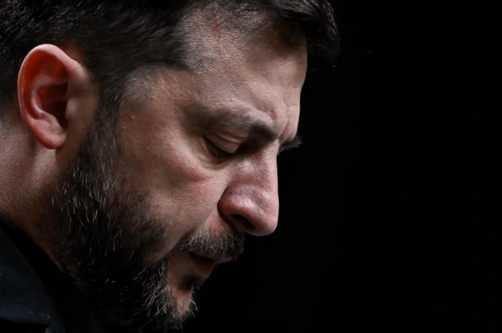 皇冠信用網代理注册_特朗普提醒泽连斯基皇冠信用網代理注册，普京同意可以不要更多领土，但是和平协议的字必须签！