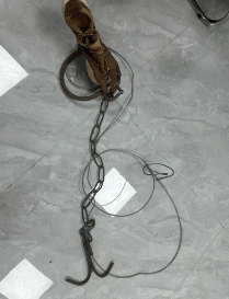 皇冠信用网出租代理_“鞋子完全穿透”！北京一男子进山玩皇冠信用网出租代理，突然脚被一股强大的力量咬住