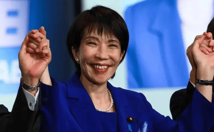 皇冠足球直播_当不成首相了？中方要求日本全面解除武装后皇冠足球直播，高市早苗宣布解散众议院