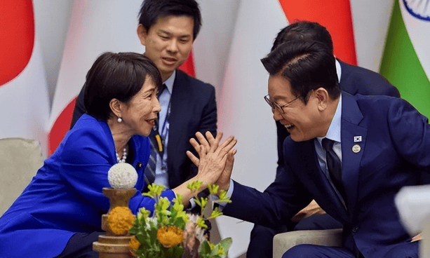 皇冠mos011_日本政坛突发“大地震”皇冠mos011，首相月底或换人？高市早苗找上李在明，中国被点名
