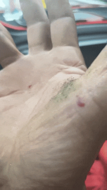 皇冠信用网出租足球_长沙一宿舍里皇冠信用网出租足球,女儿刷到一条救人视频,突然看到一张熟悉的面孔——自己的爸爸,“没有想到平时低调内敛的爸爸这么伟大”